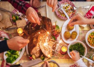 Capodanno tra lenticchie e cotechino | Le origini di tradizioni che attraversano il tempo